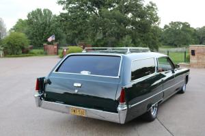Cadillac DeVille 9-passenger Station Wagon by WISCO 1969 года 